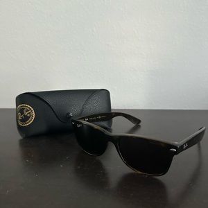 Ray Bans New Wayfarer Polarized Sunglasses